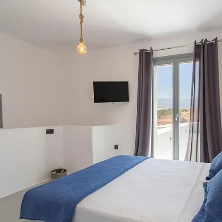 Bluebell Sunrise Parikia (Paros)